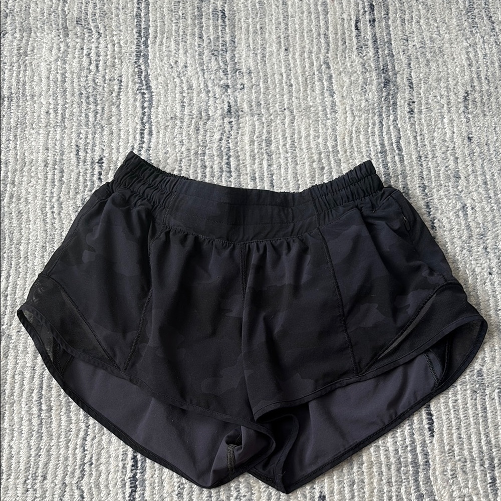 Lululemon Athletica Black Athletic Shorts Lightweight Moisture-Wicking